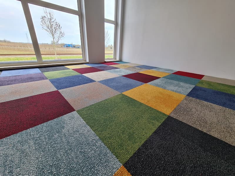 Uitgebreid Aap Verslinden Hoe kies je de juiste kleur voor een tapijttegel? - Sparo Tapijttegels